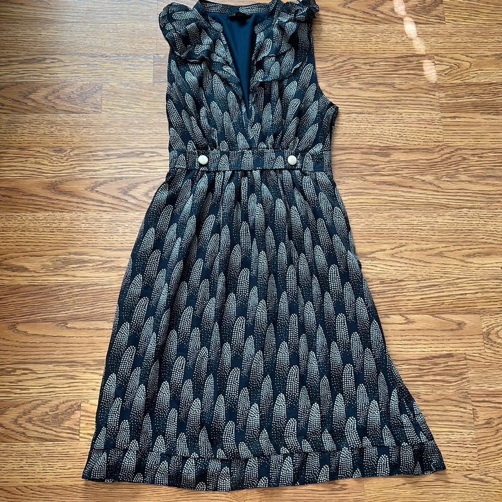 Navy & cream sleeveless dress